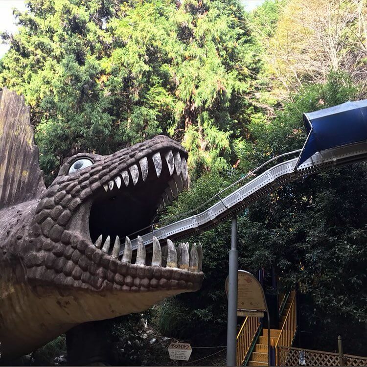 関東・甲信越 長い滑り台がある公園おすすめ10選！ボブスレーやローラー滑り台も じゃらんニュース