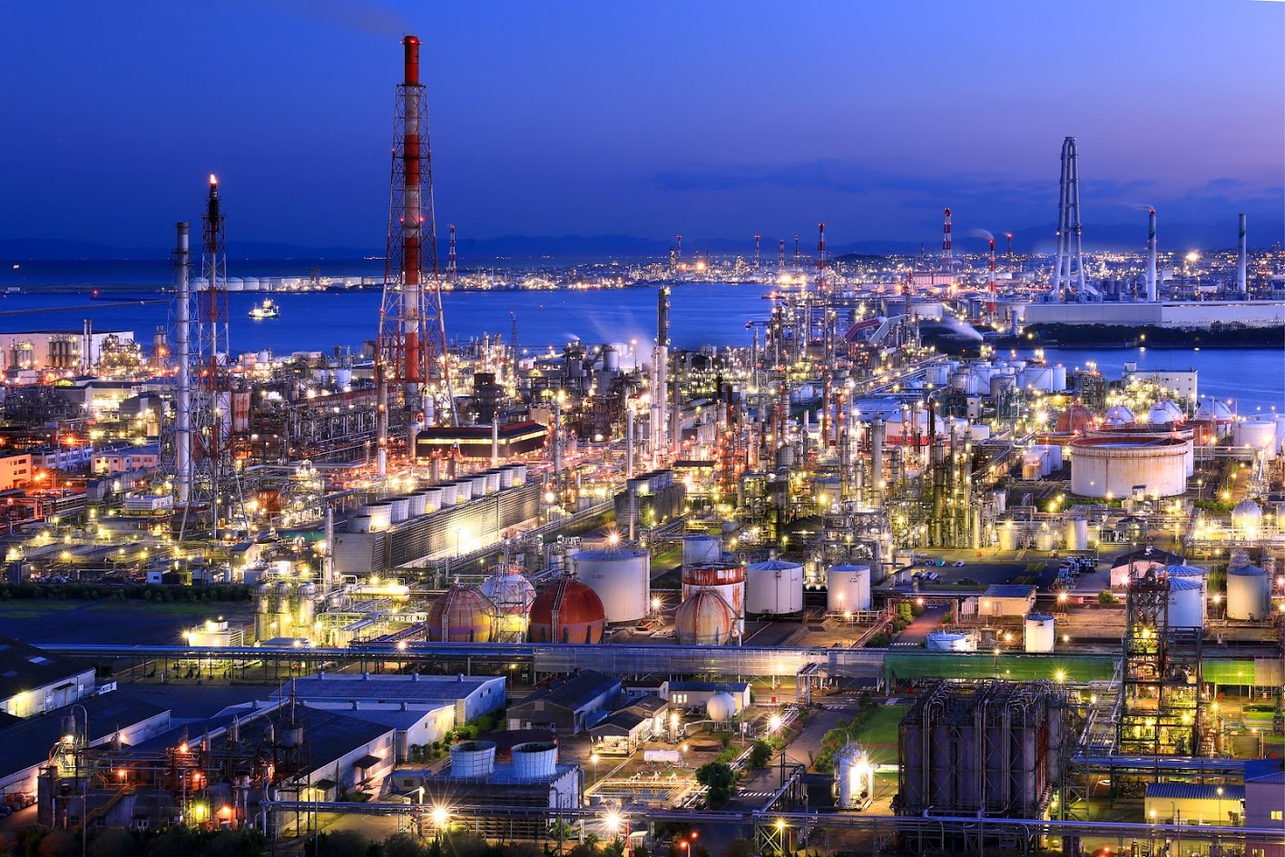 こんな写真が撮れました」四日市港写真講座 印象的な港の夕景や工場夜景撮影に挑戦YOUよっかいち