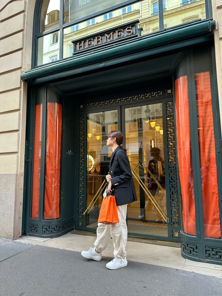 Totteパリ観光で絶対おすすめ！エレガントな時間を楽しむパリの老舗人気サロン『Angelina本店』