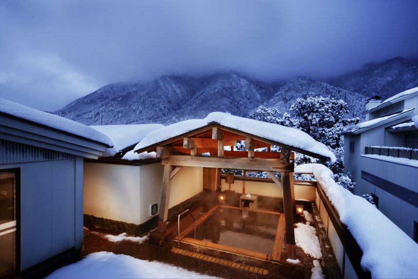 梅雨でも気にせず入浴OK！屋根が付いている露天風呂のご紹介です☆温泉ぱらだいす鹿児島＿メルマガ＿バックナンバ