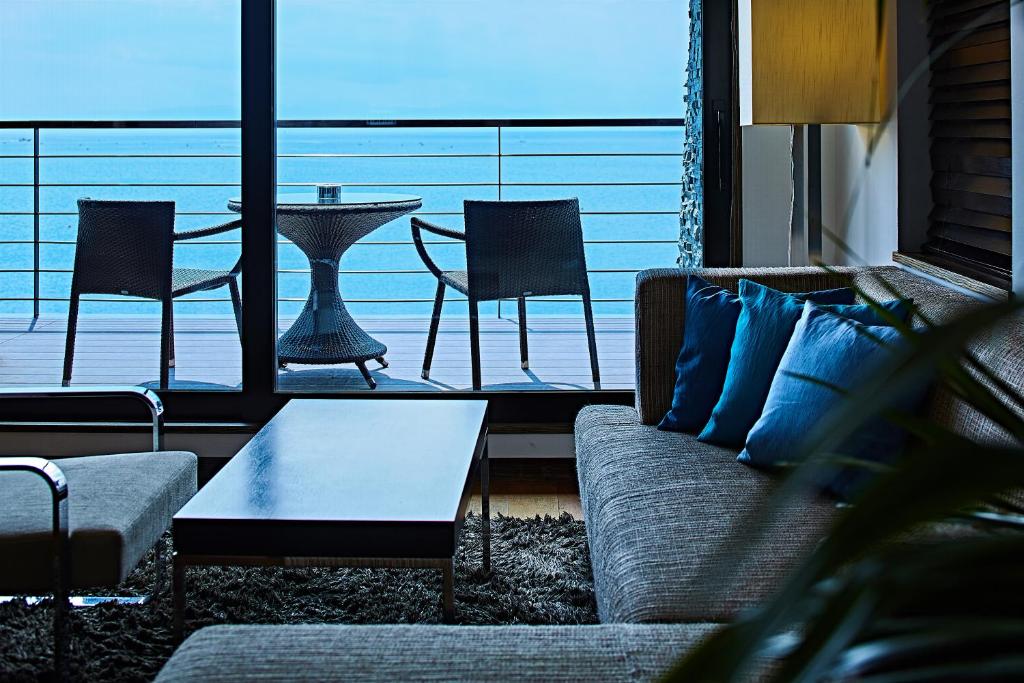 SCAPES THE SUITE の空室状況を確認する