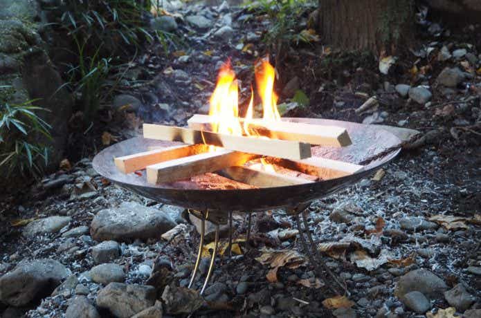 焚き火台を自作！作り方のコツやタイプも紹介！TABILMOメディア