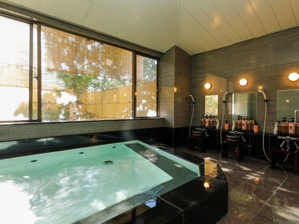 記念日・アニバーサリー 記念日ケーキ付き◇大切な人へのお祝いを心込めて◇貸切風呂付2食付 有馬温泉