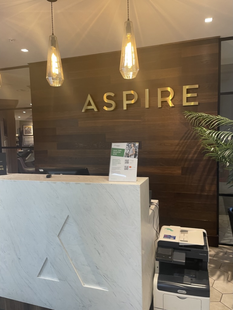 エディンバラ空港⇔エディンバラ市街 アクセス スコットランド-