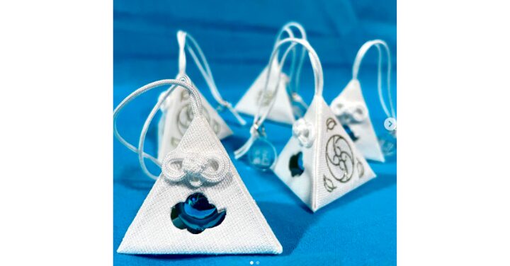 2025年最新 御岩神社の人気アイテム - メルカリ