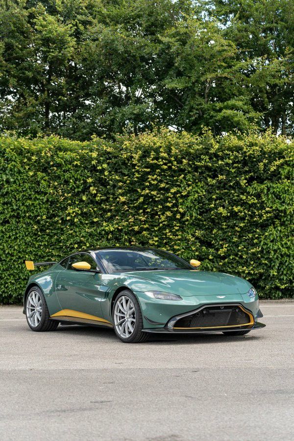 アストンマーティン、新型バンテージGT4を発表。GT3と並行開発もロードカーと多くを共用国内レース他autosport web