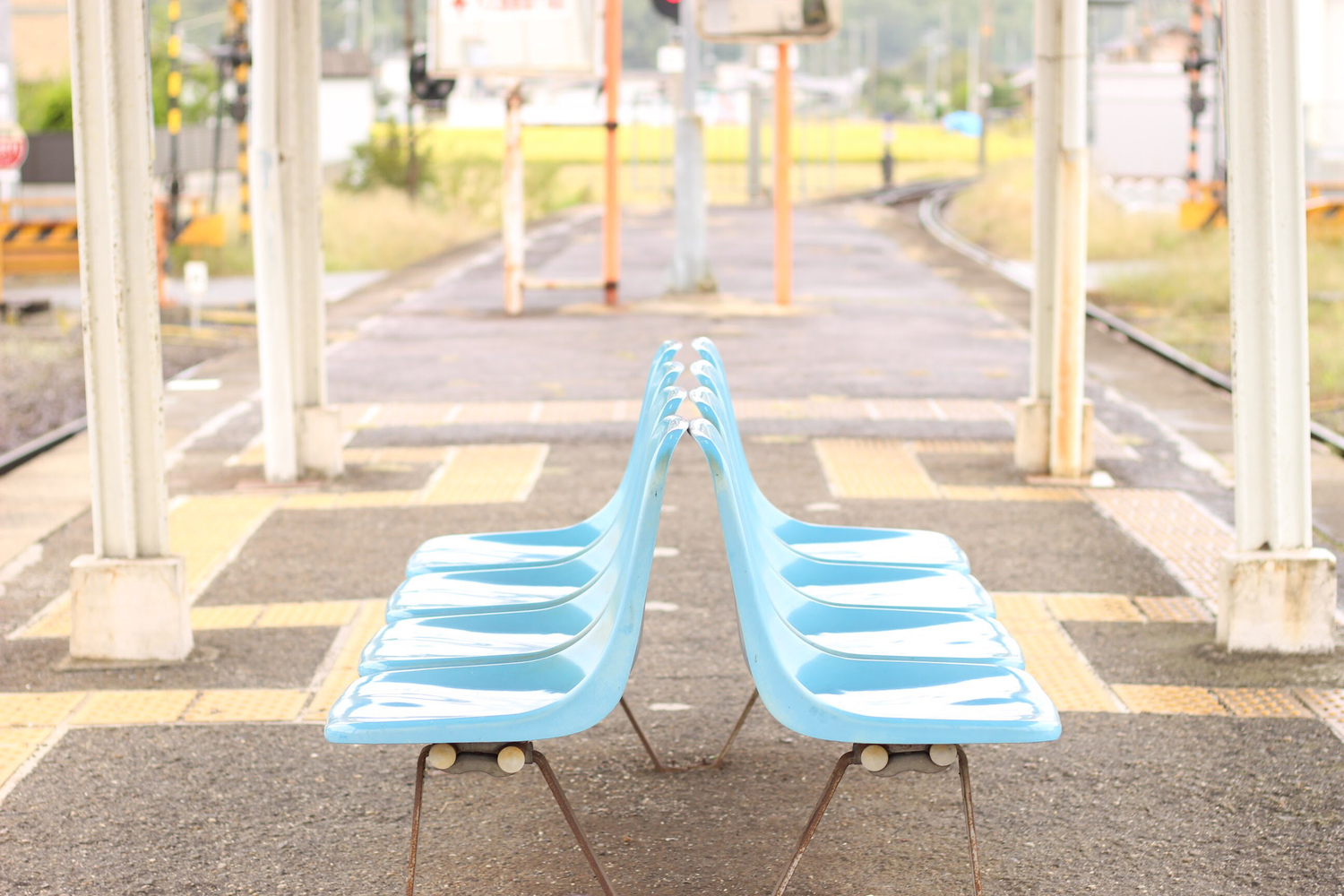 身体のグラグラを回避せよ。電車で上手に居眠りできる、快適な通勤時間のススメMERY