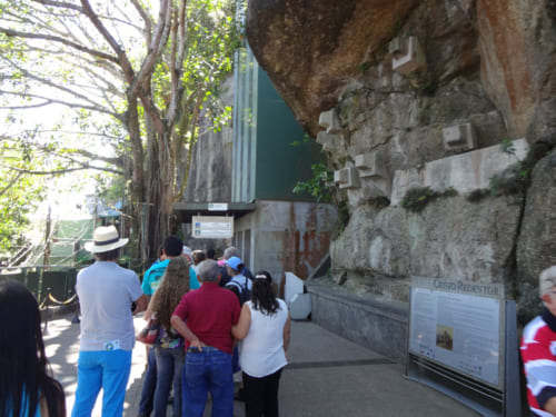 コルコバードのキリスト像＠リオデジャネイロMr. and Mrs. Jones