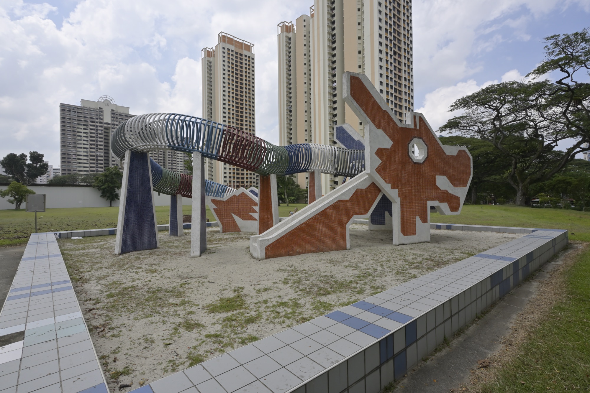 シンガポールの歴史を知ろう！植民地支配から独立、経済成長までのストーリーをご紹介！SingaLife在シンガポール 日本人向けのフリーマガジン。グルメ、習い事、ビジネス、教育など充実の内容満載のウェブサイト