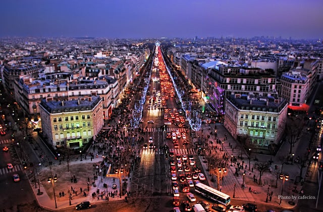 パリの夜景 おすすめスポット 夜になると想像できない美しさに～インスタ映え最高パリ旅行のシニアなヒント