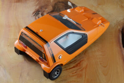 イギリスデザイン界のレジェンドがデザインしたキャノピードアの３輪マイクロカー「ボンド・バグ」のスタイリングがＳＦだった 自動車情報・ニュース WEBCARTOP