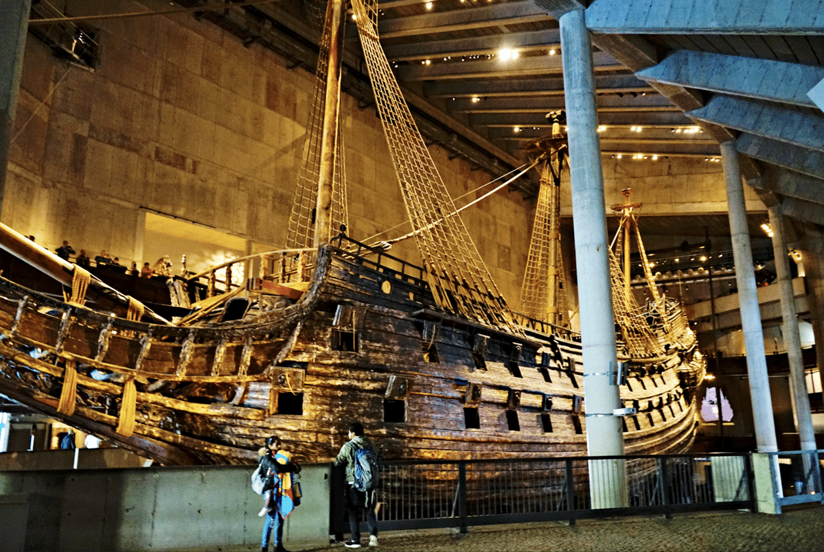 ストックホルム観光の定番 大迫力のヴァーサ号博物館