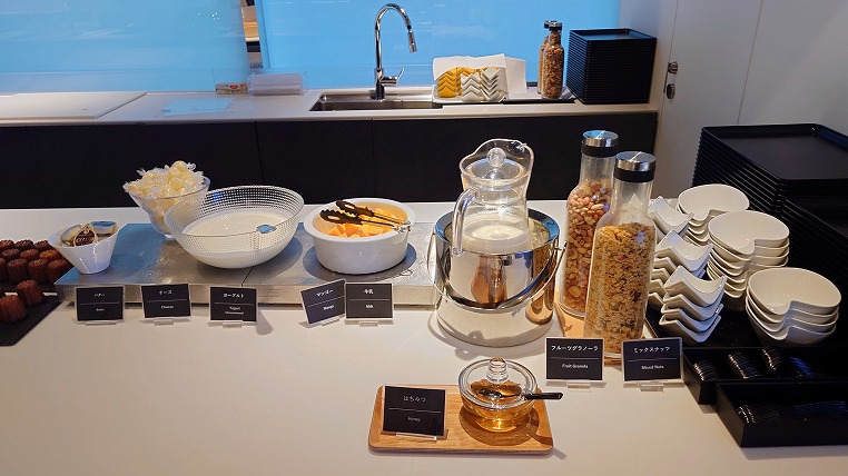 レビュー 羽田空港T2国際線のプライオリティパスで入れるラウンジは？スターアライアンス・ANA便搭乗時にPower LoungePremiumを利用した体験談紹介