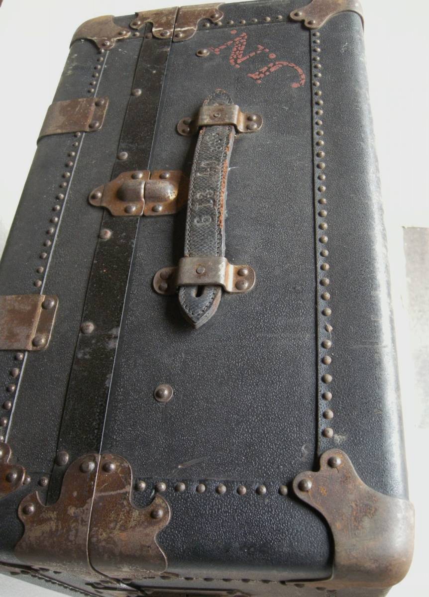 古いスーツケースをダンシャリました断捨離®トレーナー とりうみゆきこ『自由の翼』東京板橋