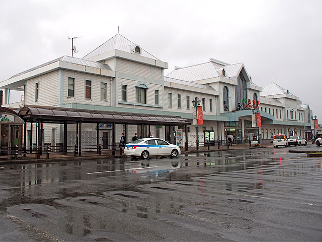 ＪＲ米沢駅 10729000069 の写真・イラスト素材アマナイメージズ