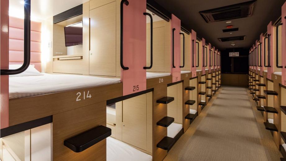 何コレ!?5000円以下で泊まれる都内のおしゃれすぎるカプセルホテルるるぶ&more