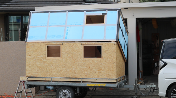 最終的には自作もあり？種類と用途から探すキャンピングトレーラー・トレーラーハウスAirstream No Mado