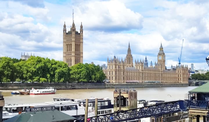 ビッグベンの鐘 4年の沈黙へて今春再び 何が変わった？探った毎日新聞