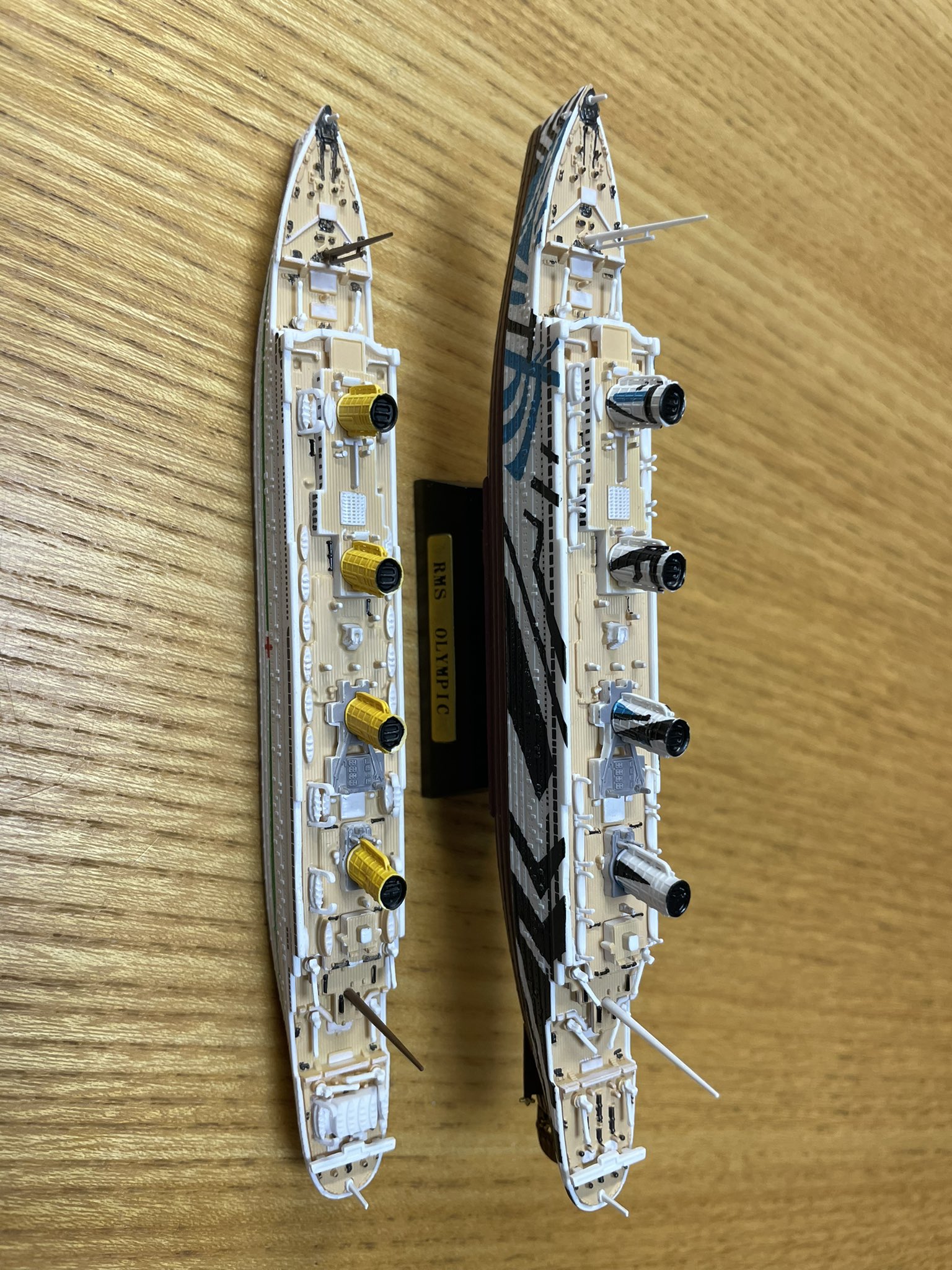 R.M.S.オリンピック号 タイタニック号の姉妹船実際の船からの木材破片