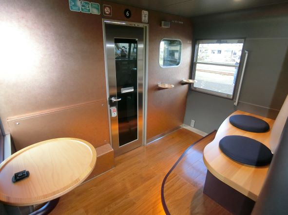 JR西日本、「WEST EXPRESS 銀河」公開。一人旅から家族旅まで多彩な座席を備えた特急列車 京都