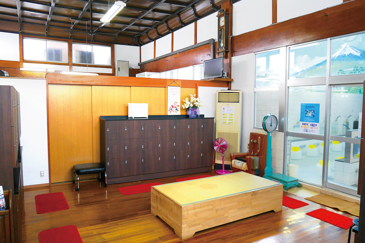 墨田区押上駅 露天風呂に炭酸泉！店主のこだわり薬湯にウッドデッキからはスカイツリー！設備充実の大黒湯 PART.1- 東京銭湯 -TOKYO