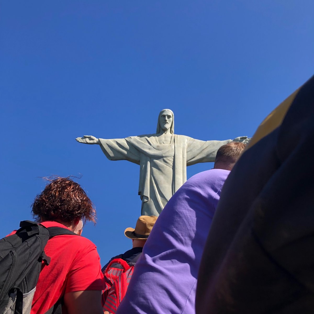 リオ・コルコバードのキリスト像のホッコリ斬新動画!おひとりさま世界旅ブログ