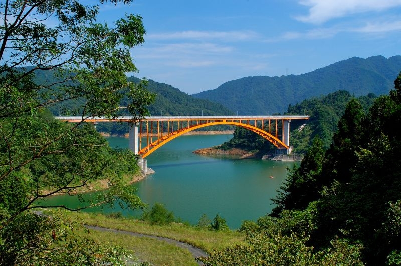 虹の大橋 - 株式会社千代田コンサルタント