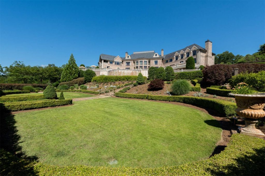 中世の豪邸│豪邸カタログ