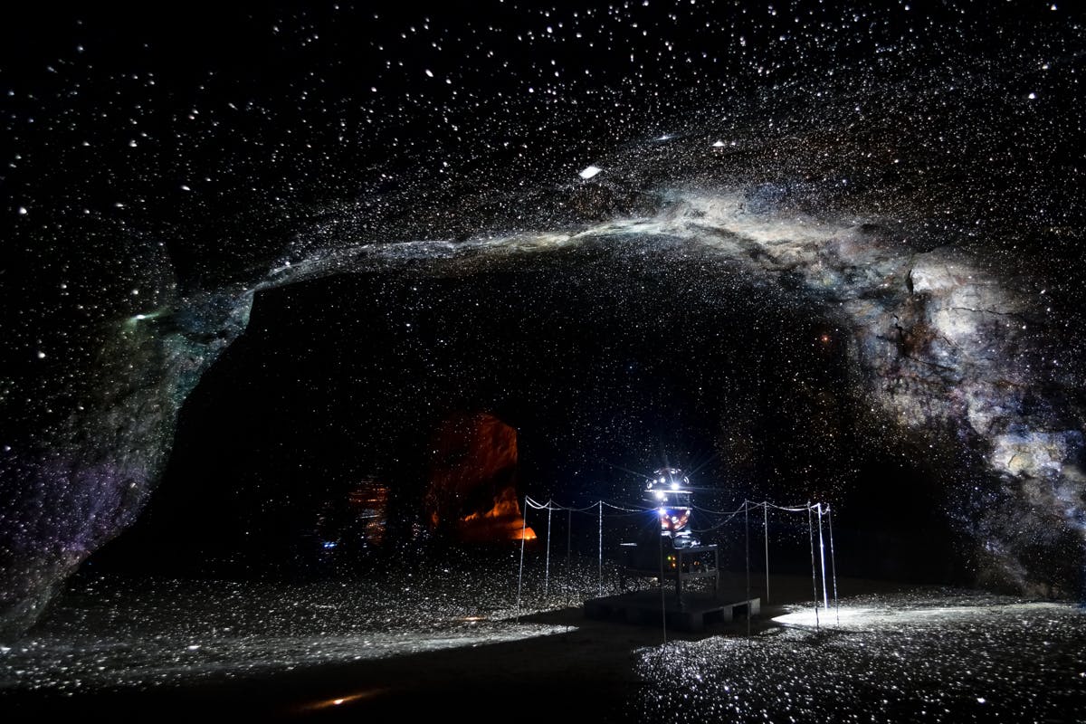 まるで、宇宙を歩く。 超体感型大自然プラネタリウム、星の洞窟。 - CAMPFIREキャンプファイヤー