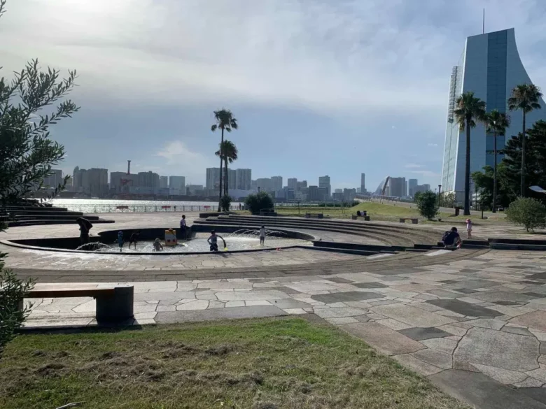 潮風公園ロケも今年はコレが最後かなw そして今日から怒涛の出張スケジュール。さてさて体力はもつか