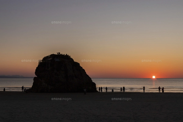 稲佐の浜の夕日と「天日隅宮」日本遺産「日が沈む聖地出雲」