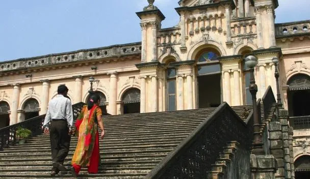 ホテル サリナ ダッカ, バングラデシュ