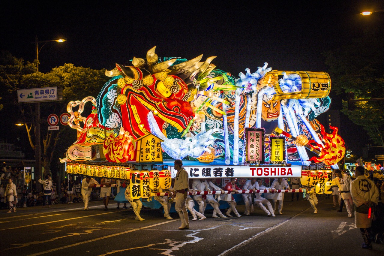 2025 青森ねぶた祭りはいつ？開催場所と観覧席チケットを紹介