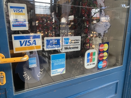 ブダペスト中央市場から帰路へこざる生活 ～パリでも溺愛日記～