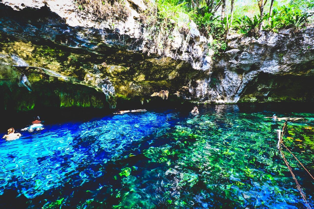 H.I.S.神秘の洞窟 秘境トラントンゴ温泉メキシコシティ メキシコのオプショナルツアー海外現地ツアー格安予約