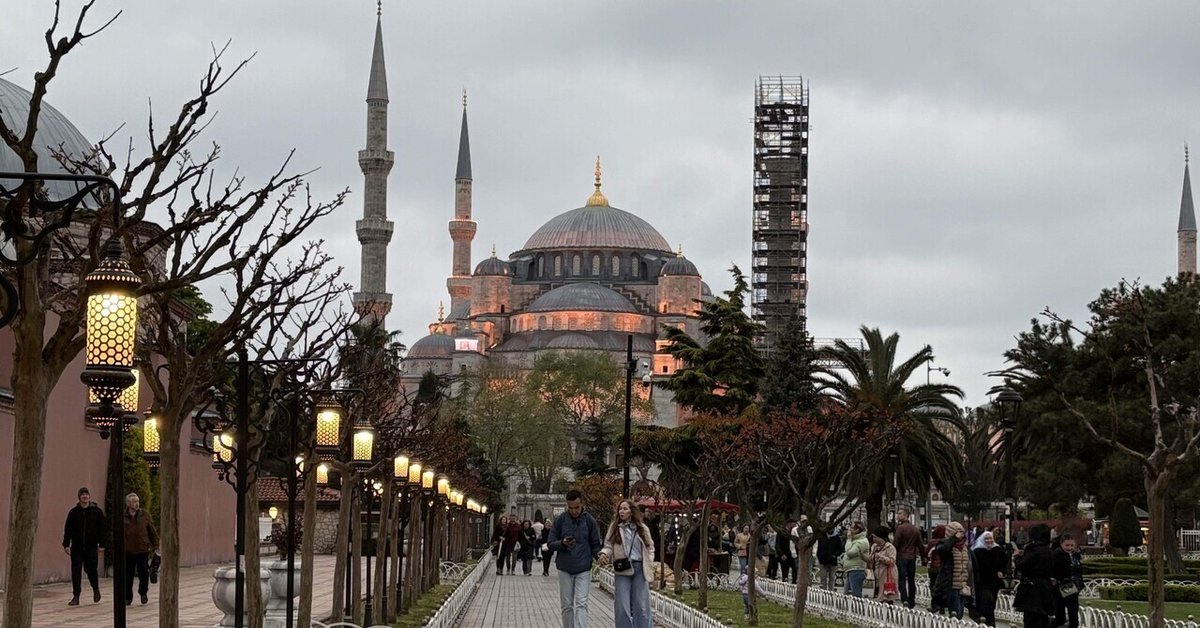 イスタンブールのブルーモスク: 無料で楽しめる絶景TikTok