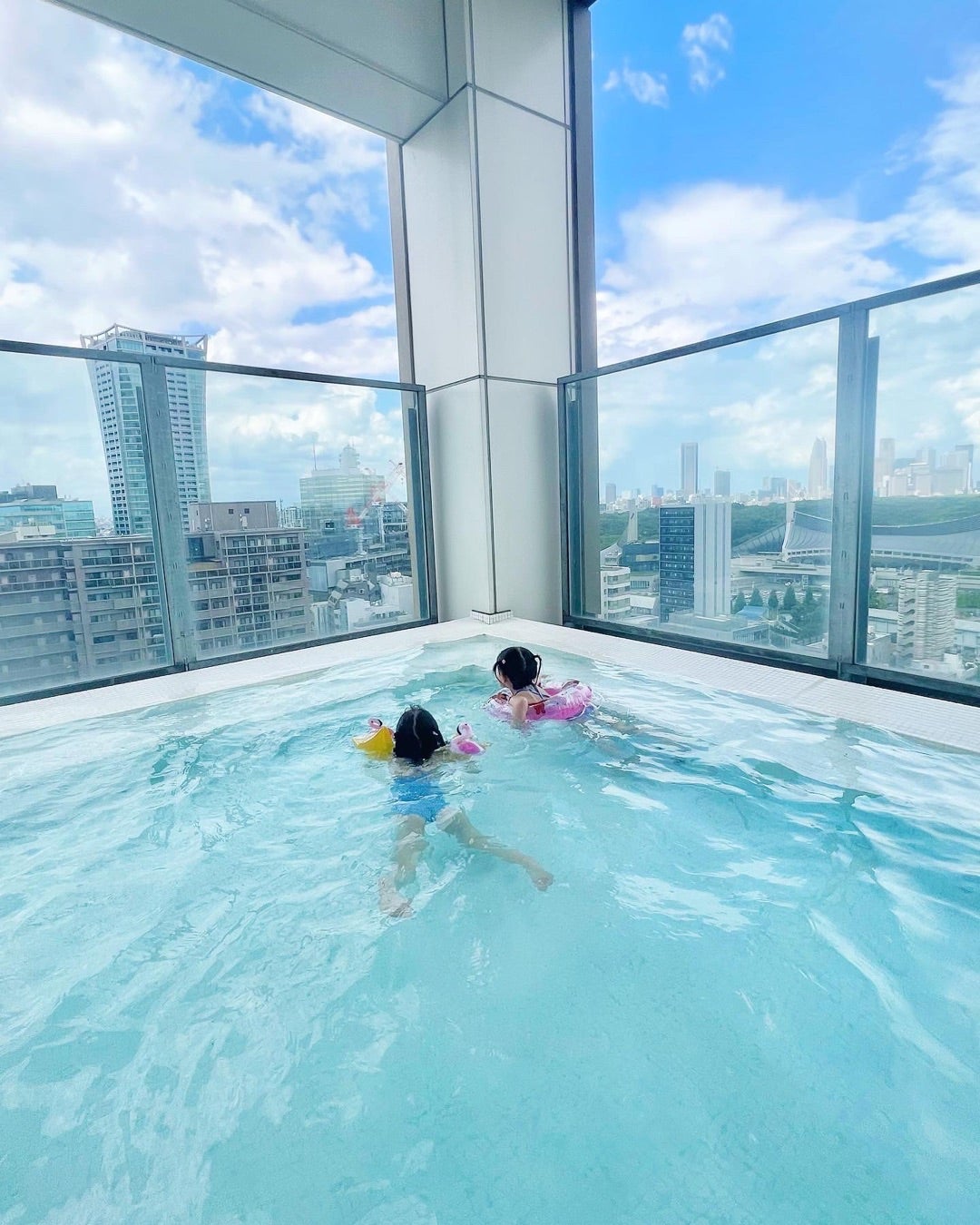 SOAK -OYU TERRACE- 東京都渋谷区2025年ナイトプール情報 -