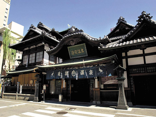 日本三名泉と称された天下の名泉「下呂温泉」 岐阜県下呂市 *and trip. たびびと