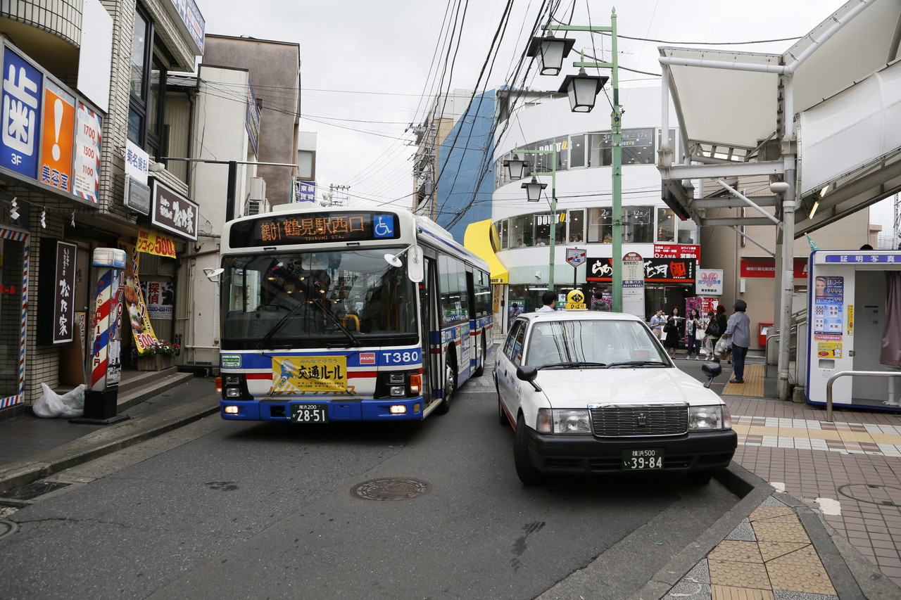 新横浜駅から唯一の臨港バス路線、鶴見行の「鶴02」が7 25からダイヤ見直し新横浜新聞 しんよこ新聞