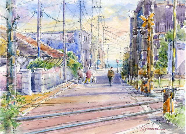 七里ヶ浜の踏切」 早朝の七里ヶ浜を走る江ノ電。 旧型はやはり趣がある。