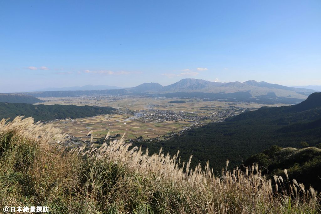 阿蘇スカイライン展望所 ミルクロード沿いの絶景駐車場│Harada Office Weblog