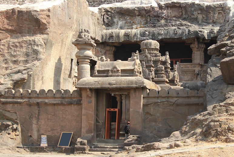 世界遺産 アウランガーバードからアジャンター石窟群への行き方を詳細に解説いたします旅を最高に楽しむために