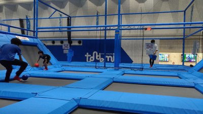 子連れお出かけにトンデミ平和島が熱い！ トランポリンやクライミングも画像 -