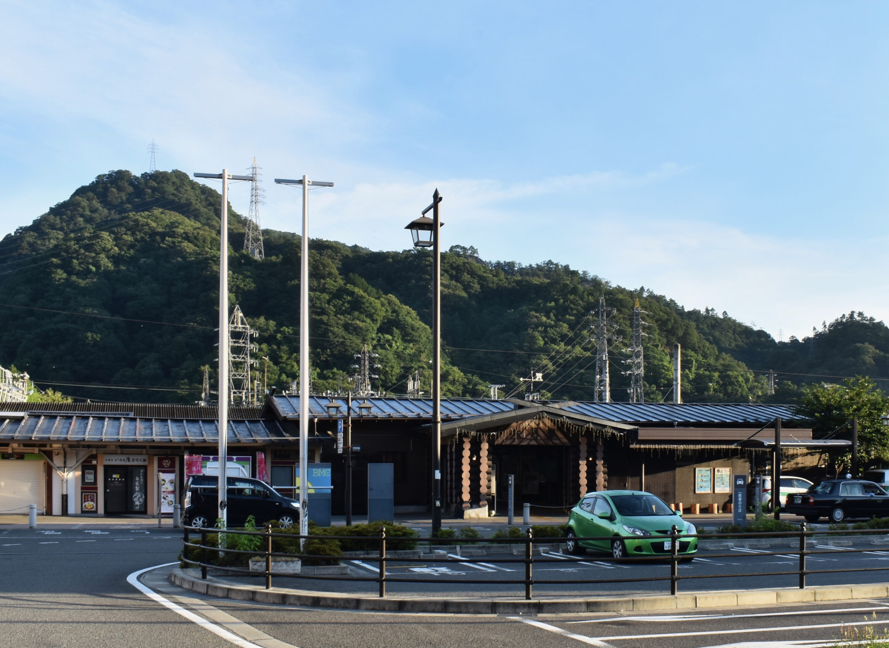 大月市観光協会 Otsuki Tourism Association