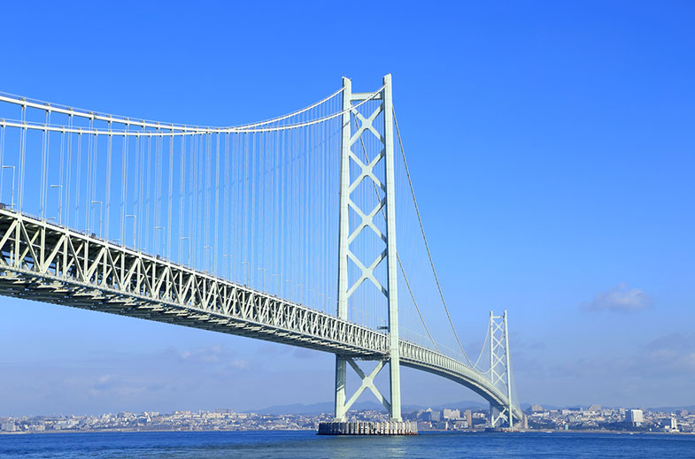 明石海峡大橋と淡路島夕日撮影場所：兵庫県神戸市垂水区海岸通の写真素材104050448- PIXTA