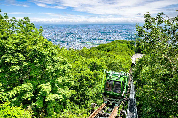 岩山公園の夜景岩手県盛岡市-こよなく夜景を愛する人へ