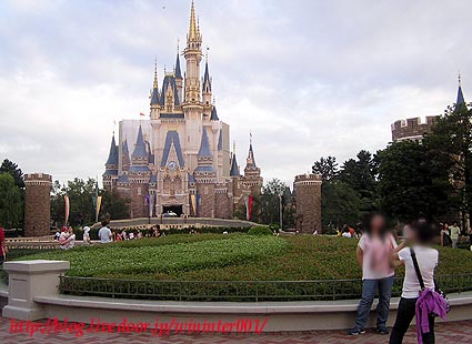 シンデレラ城 ：シンデレラ気分で城内を散策～ＴＤＬ新アトラクション 写真特集：時事ドットコム