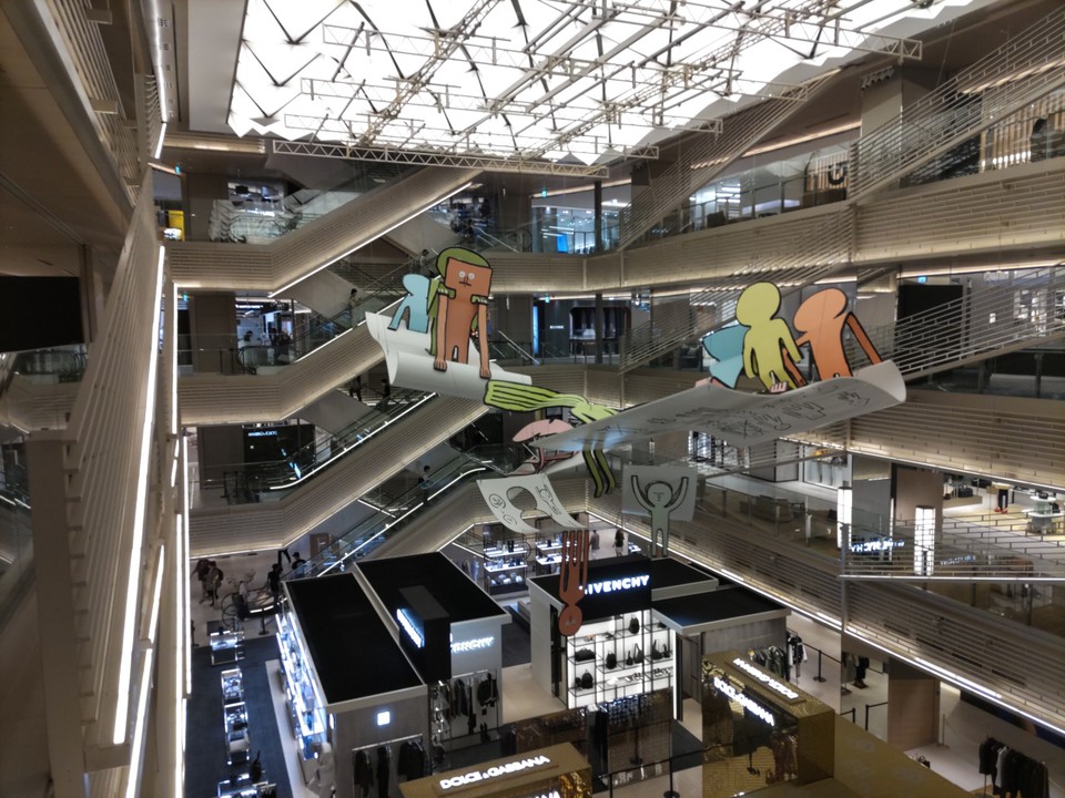 東京 銀座のショッピングスポットを徹底紹介！老舗百貨店から最新モールまで