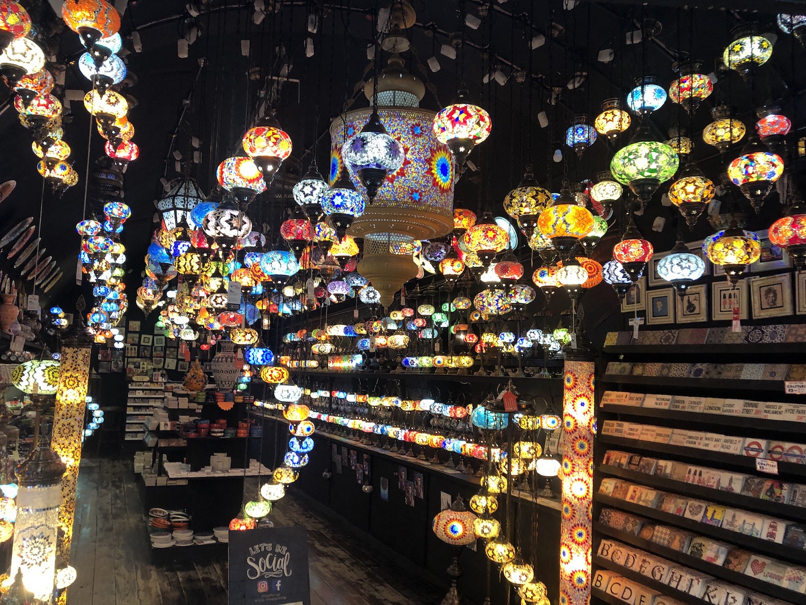 オールド スピタルフィールズ マーケット - ロンドンのおすすめショッピング・お土産・買い物スポット現地を知り尽くしたガイドによる口コミ情報