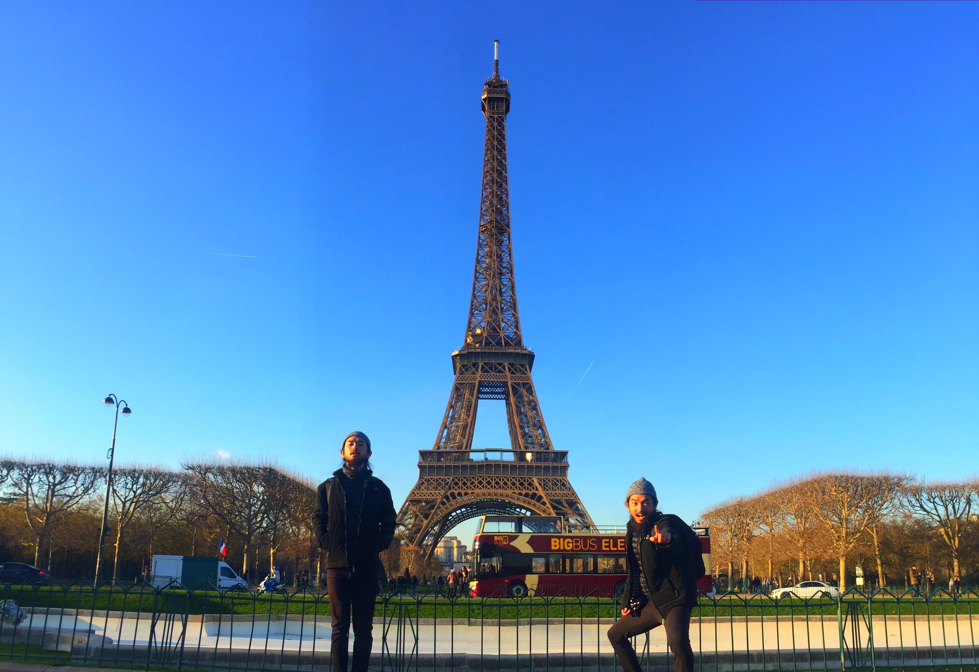 パリ観光 エッフェル塔のおすすめ撮影スポット7選！定番から穴場スポットまで -